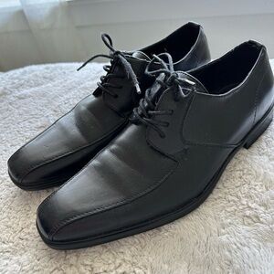 Van Heusen “Anthony” Men’s dress shoes 10M